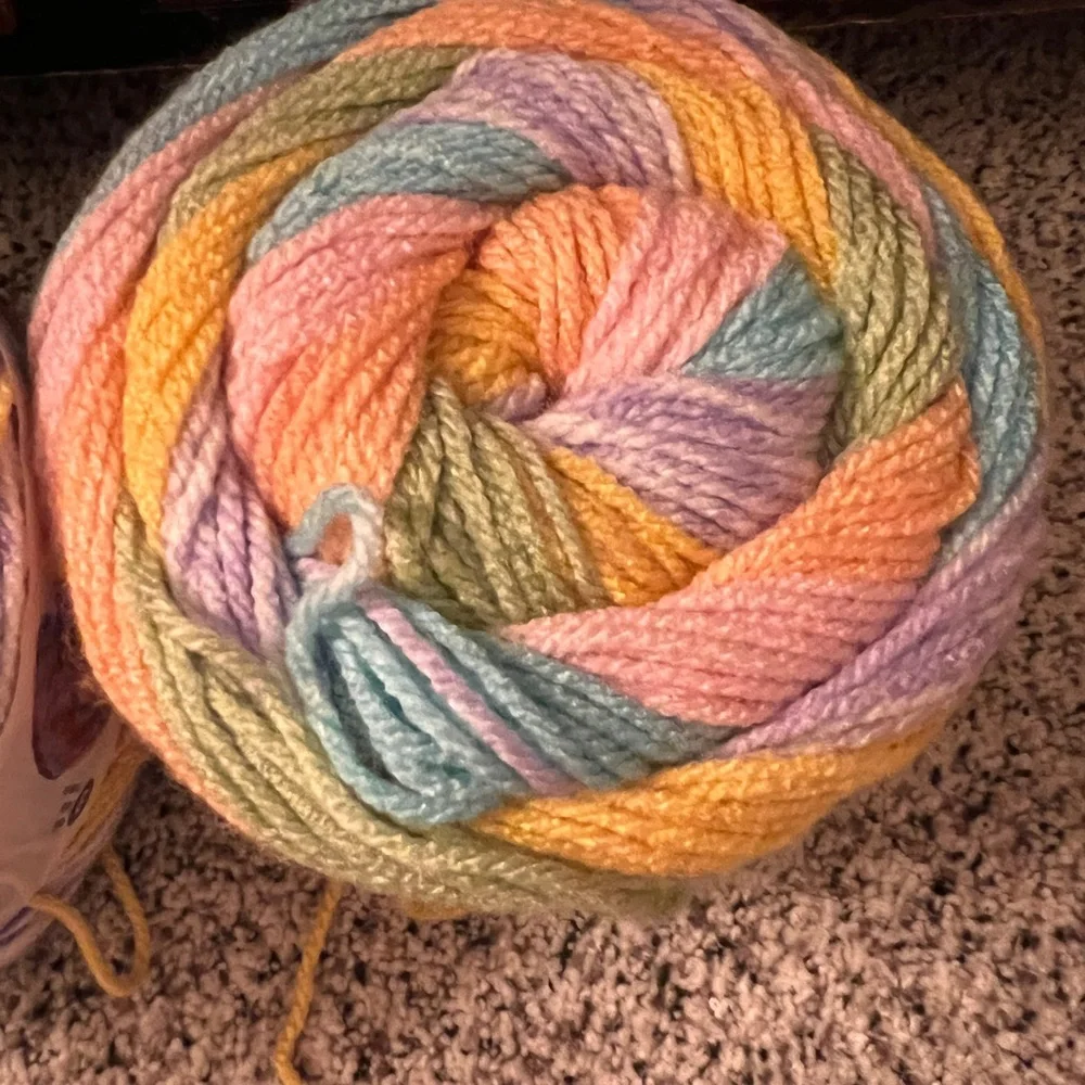 Caron Cinnamon Swirl Cakes Multicolor Yarn - 2 Pack sugar mint - Picture 4 of 11